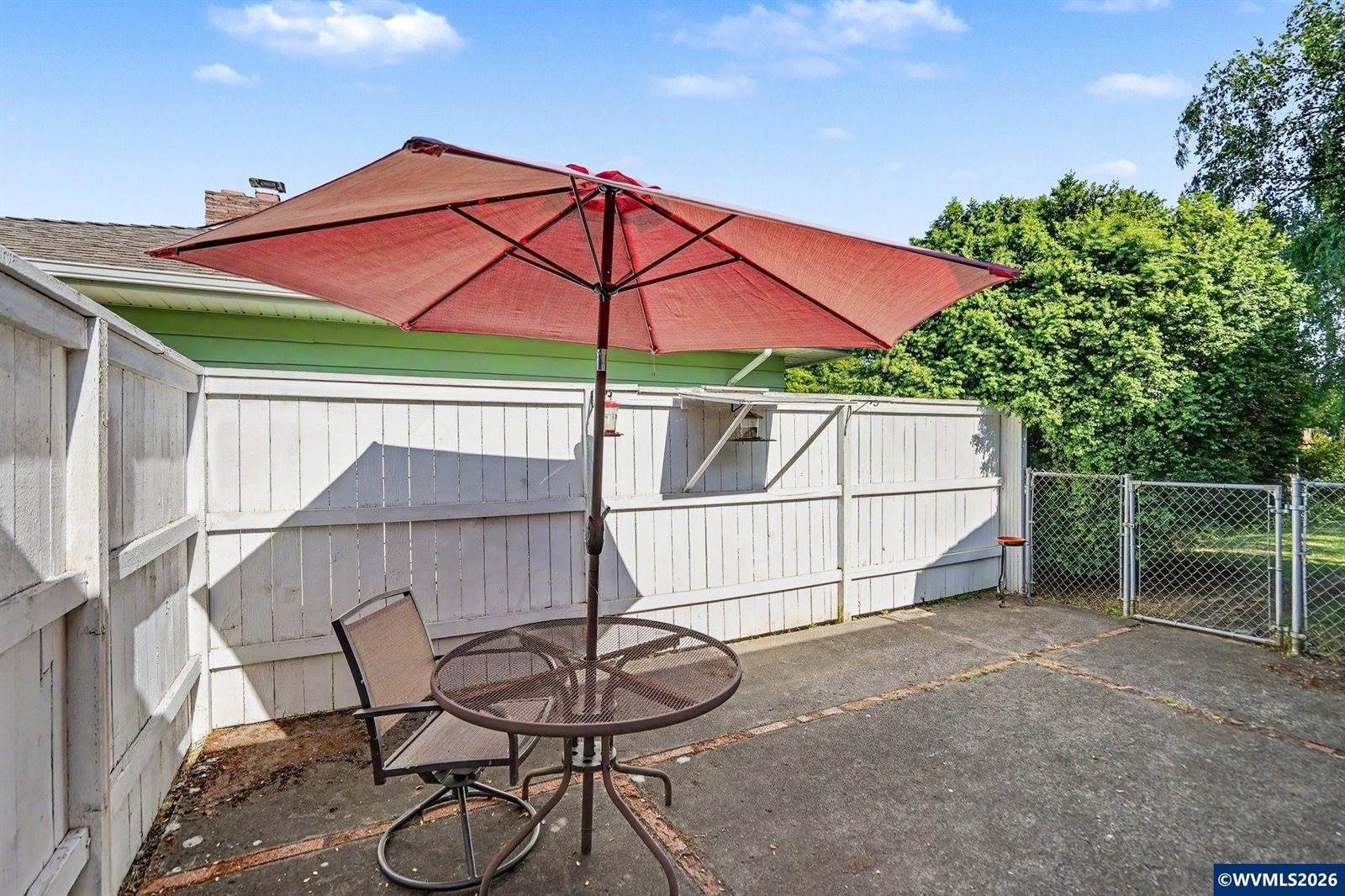 1621 S 5th St, Lebanon, OR 97355