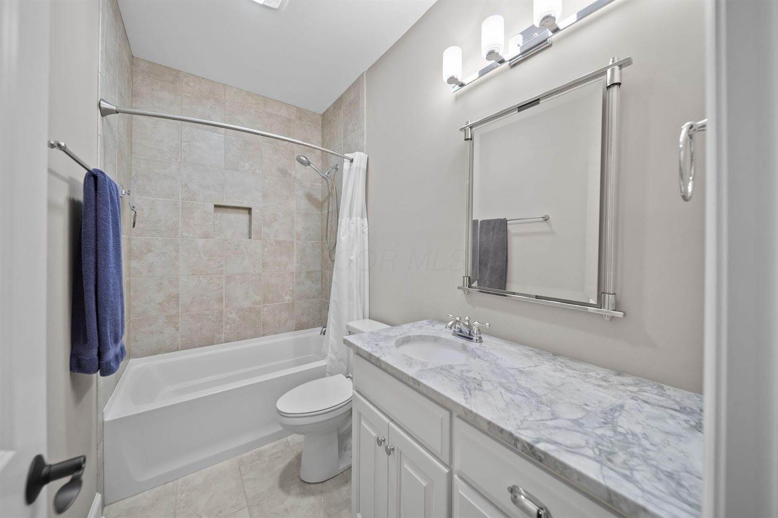 6025 Kitzmiller Road, New Albany, OH 43054