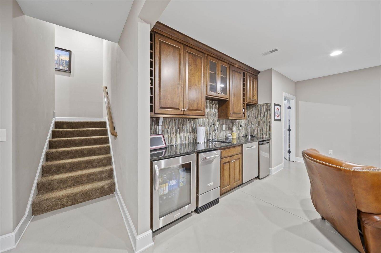 6025 Kitzmiller Road, New Albany, OH 43054
