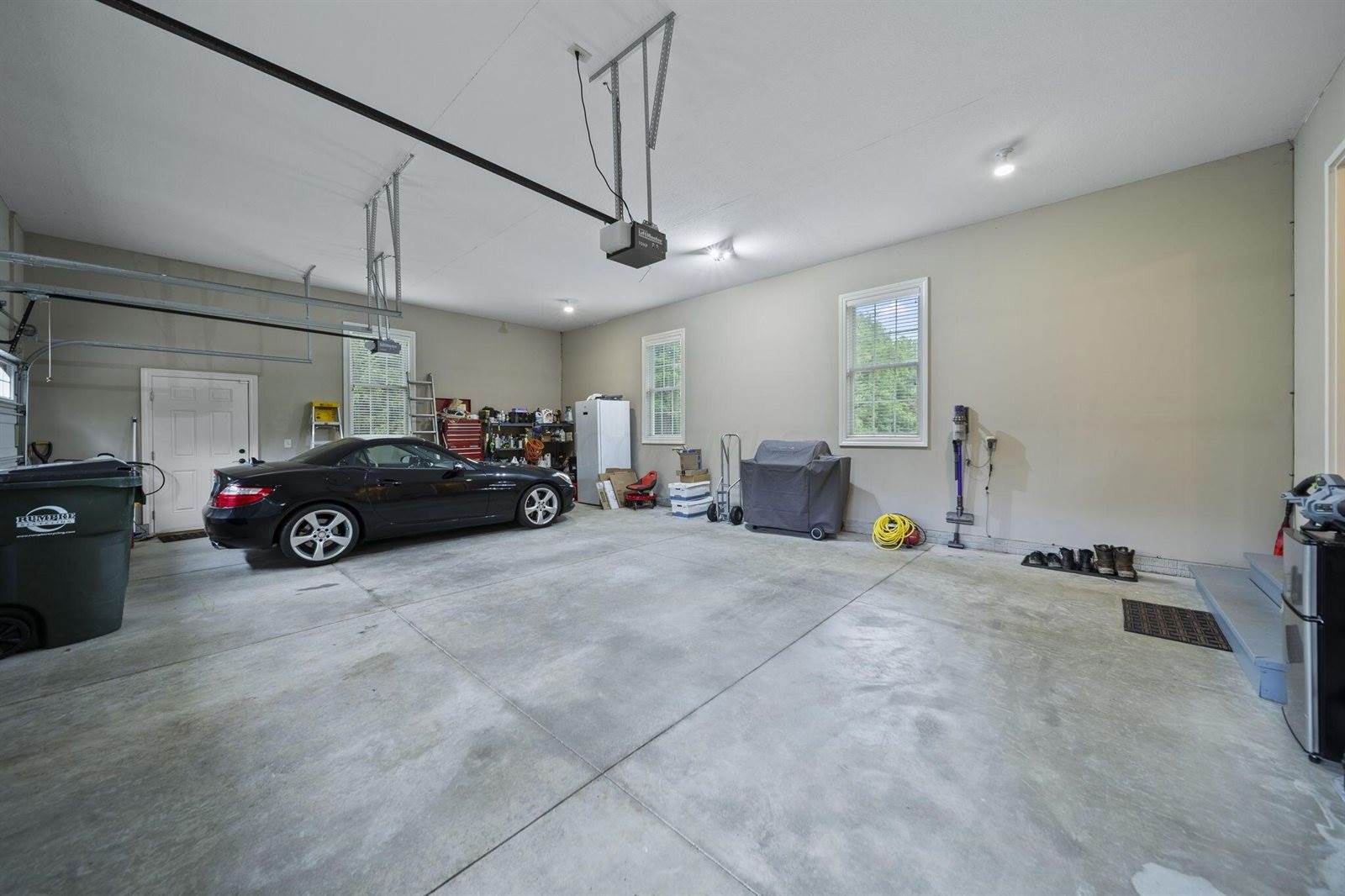 6025 Kitzmiller Road, New Albany, OH 43054