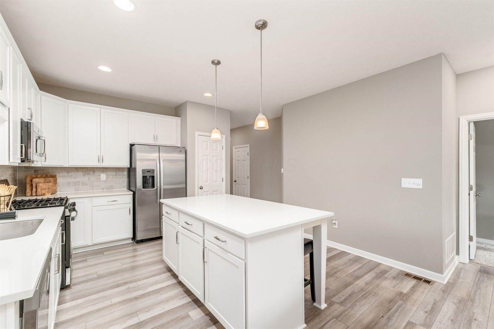 7927 Oldham Drive, Reynoldsburg, OH 43068