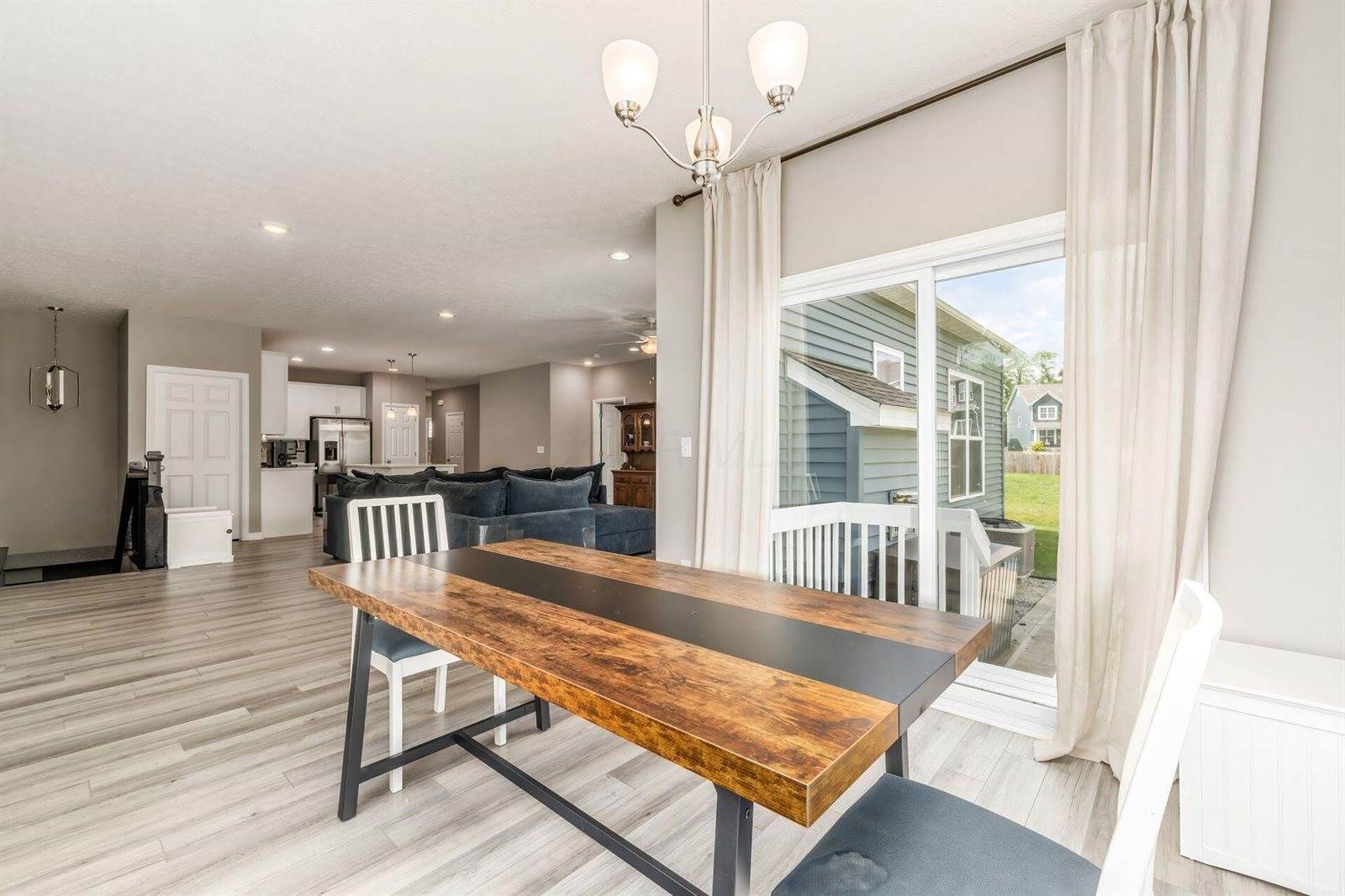 7927 Oldham Drive, Reynoldsburg, OH 43068