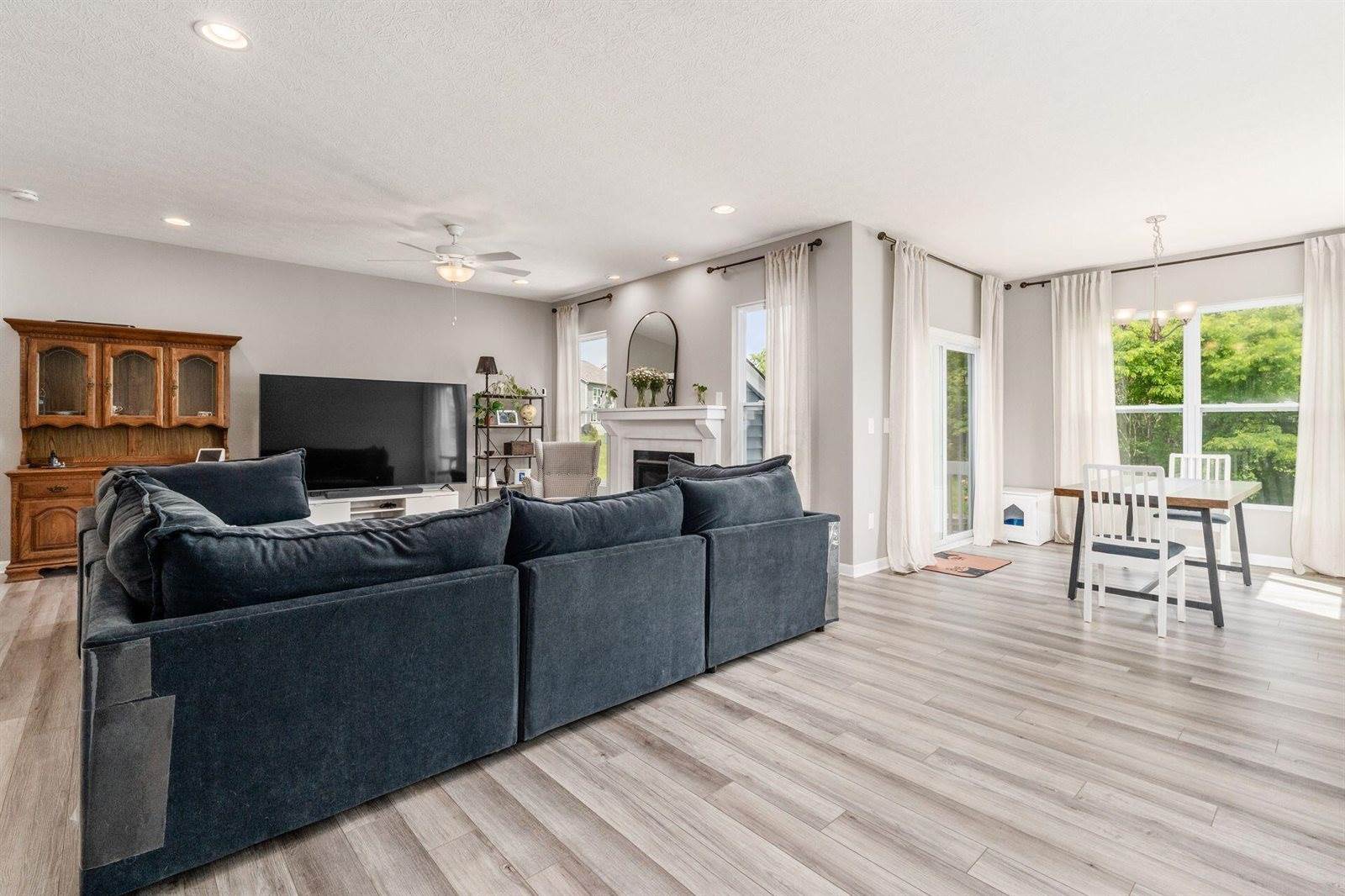 7927 Oldham Drive, Reynoldsburg, OH 43068