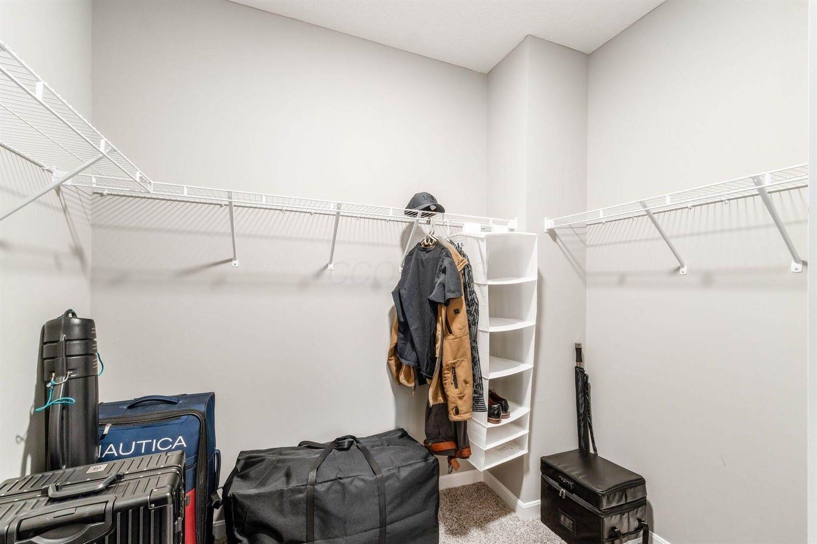 7927 Oldham Drive, Reynoldsburg, OH 43068