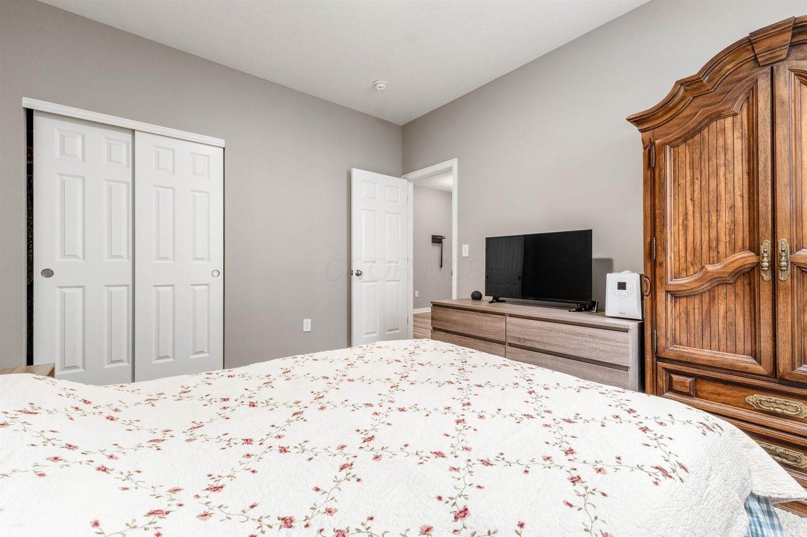 7927 Oldham Drive, Reynoldsburg, OH 43068