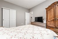 7927 Oldham Drive, Reynoldsburg, OH 43068