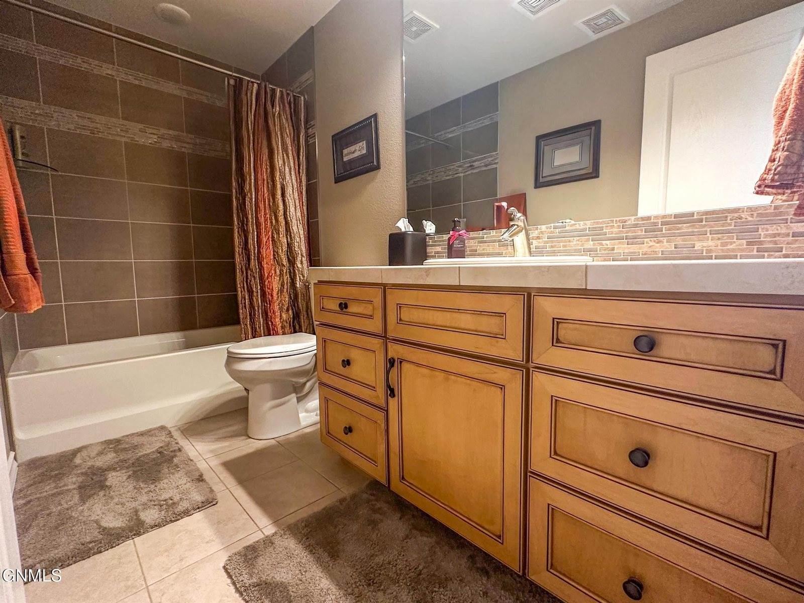 1408 Riverwood Drive, Bismarck, ND 58504