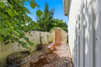 715 NW 76TH St, Vancouver, WA 98665