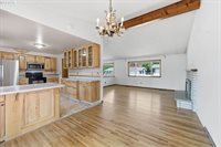 715 NW 76TH St, Vancouver, WA 98665