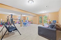 2611 SW Golf View DR, Topeka, KS 66614