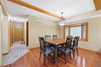 2611 SW Golf View DR, Topeka, KS 66614