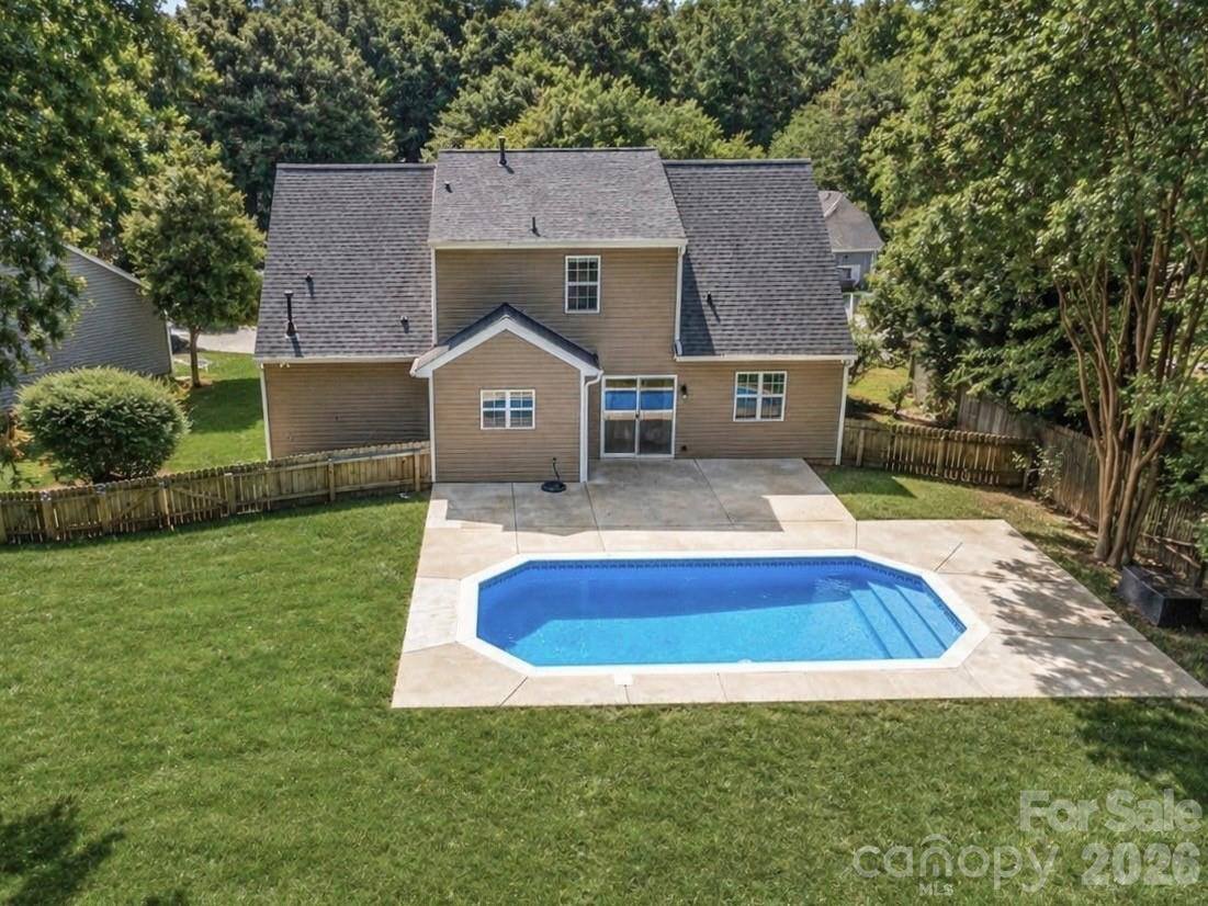 126 Tara Lynn Court, Mooresville, NC 28115