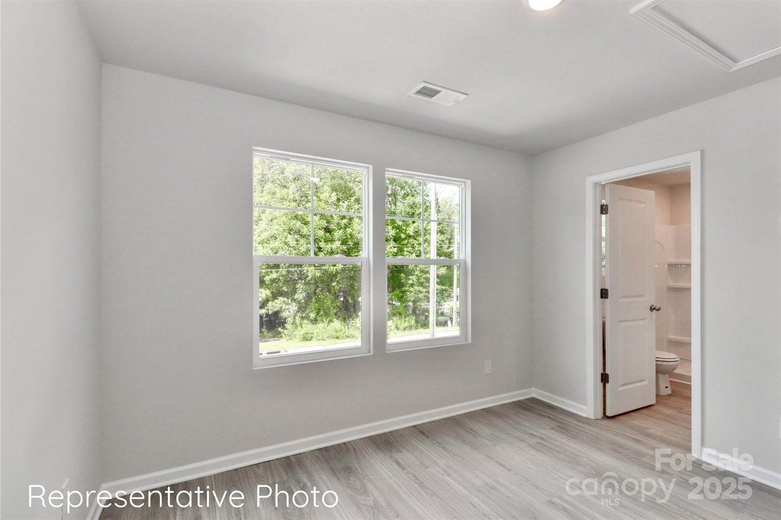 415 West Iredell Avenue, Mooresville, NC 28115