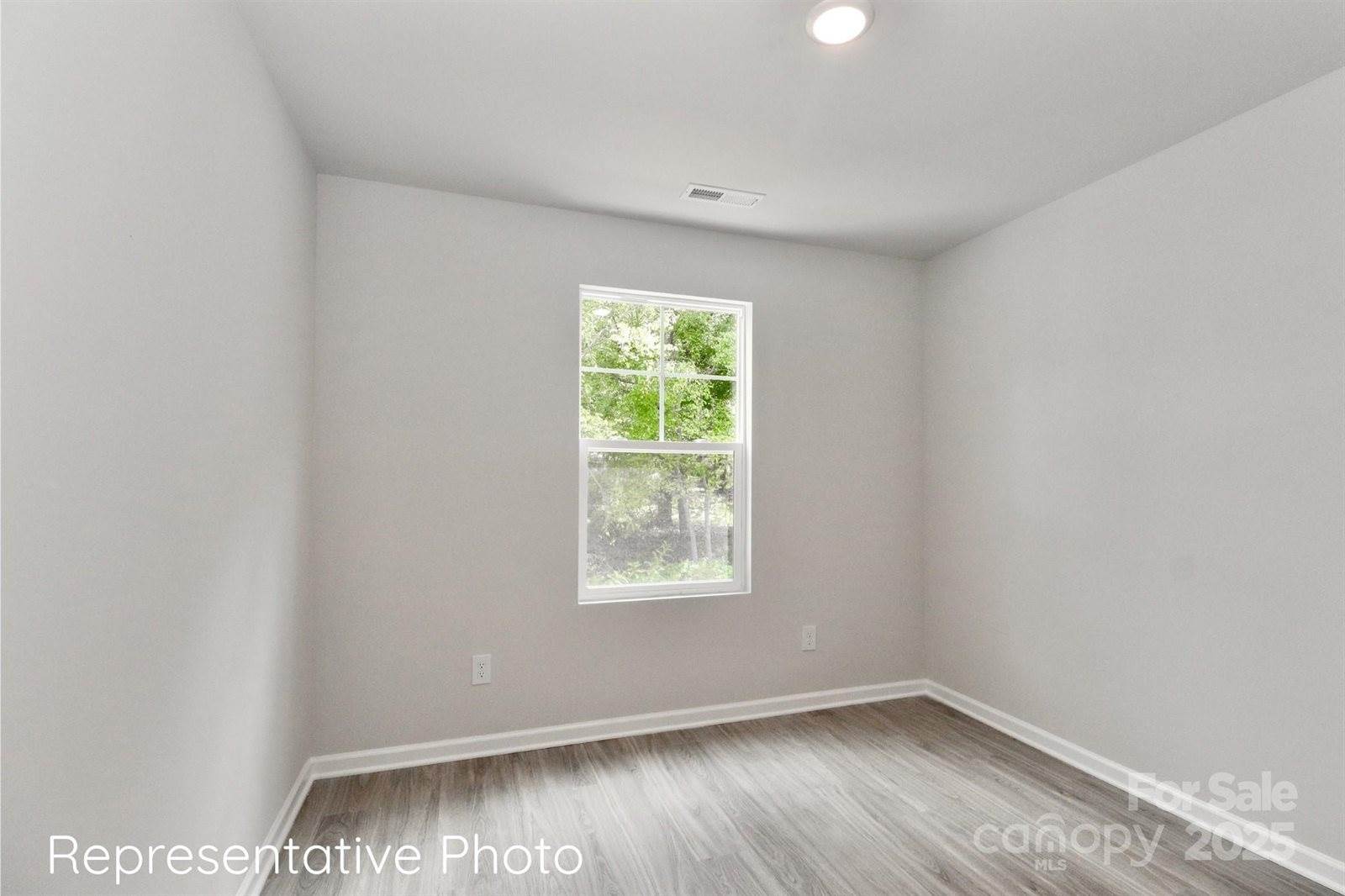 415 West Iredell Avenue, Mooresville, NC 28115