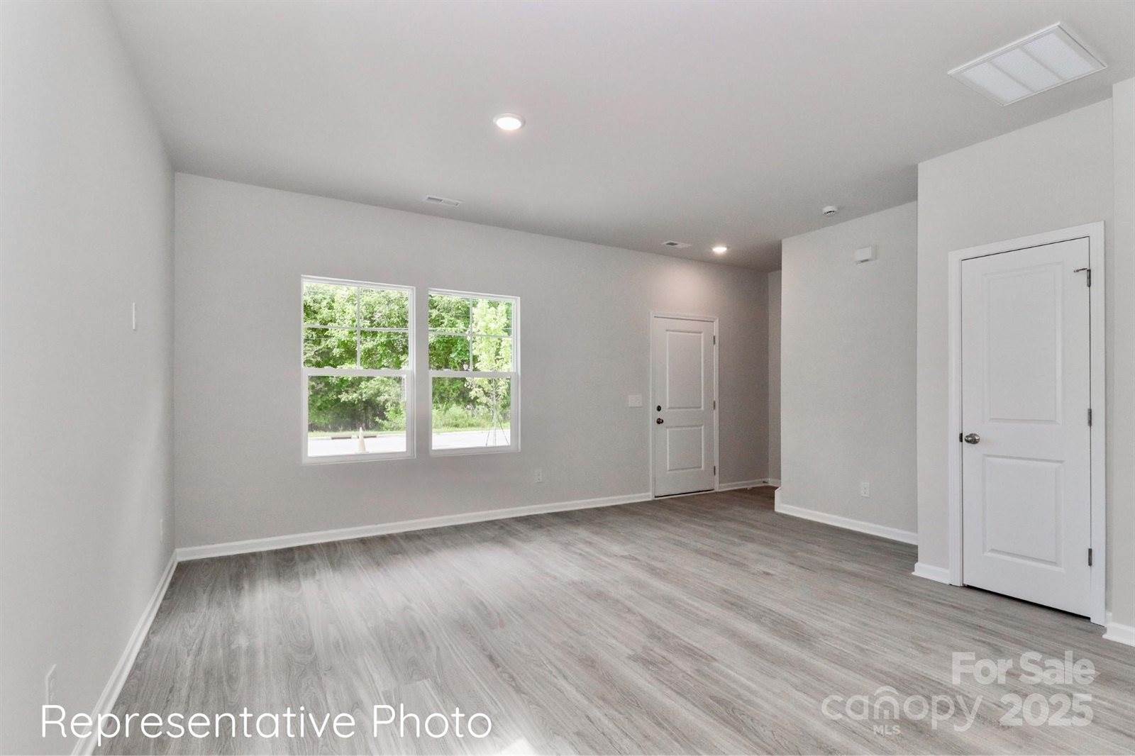 415 West Iredell Avenue, Mooresville, NC 28115