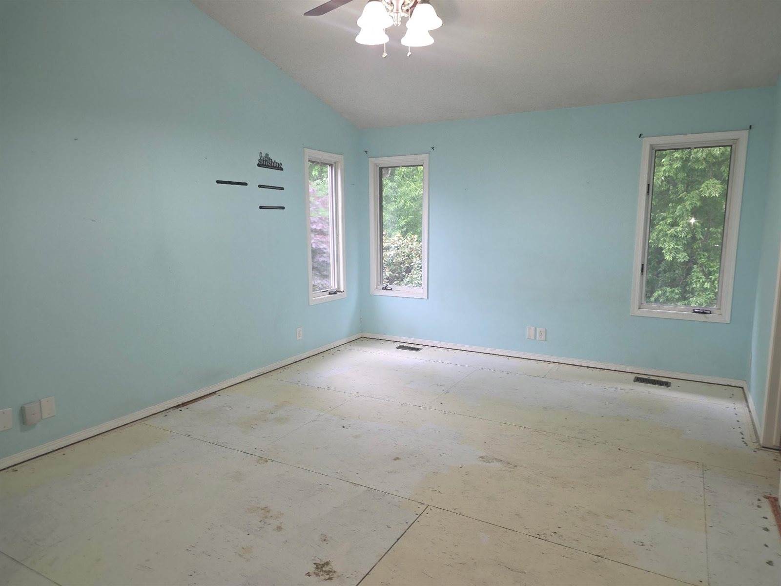 2211 South Glenhurst Ct, Andover, KS 67002