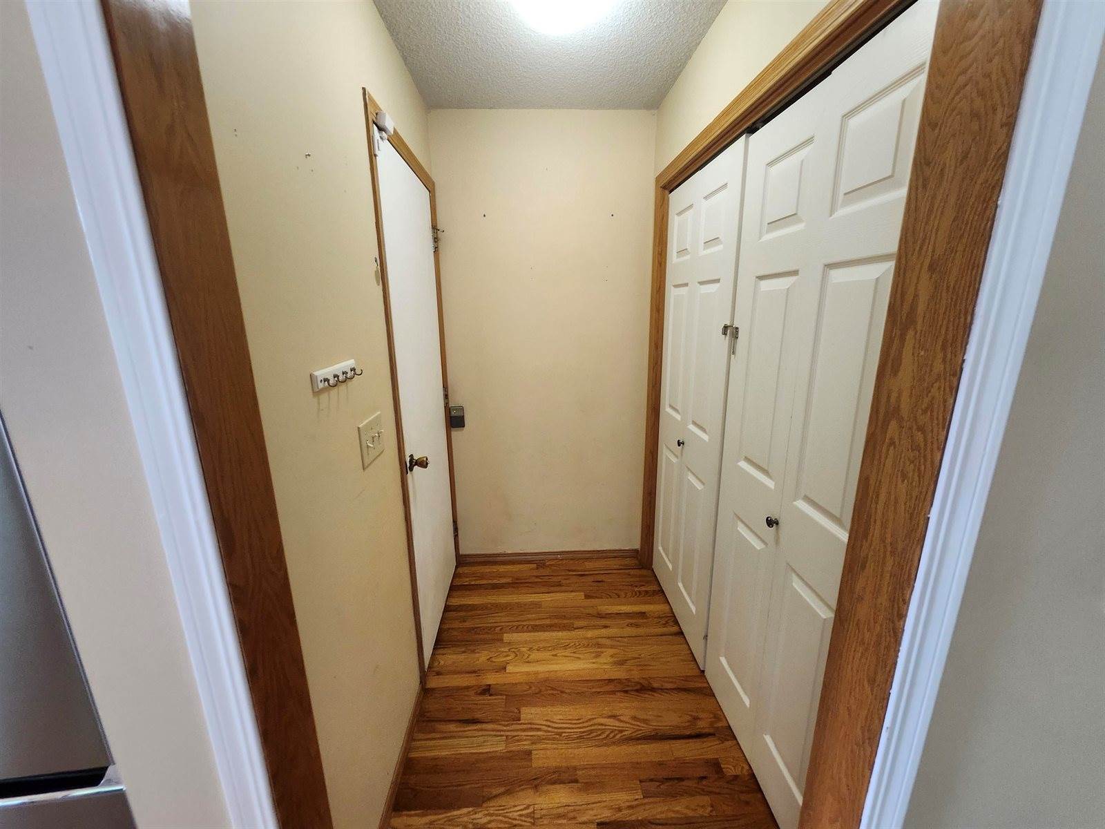 2211 South Glenhurst Ct, Andover, KS 67002