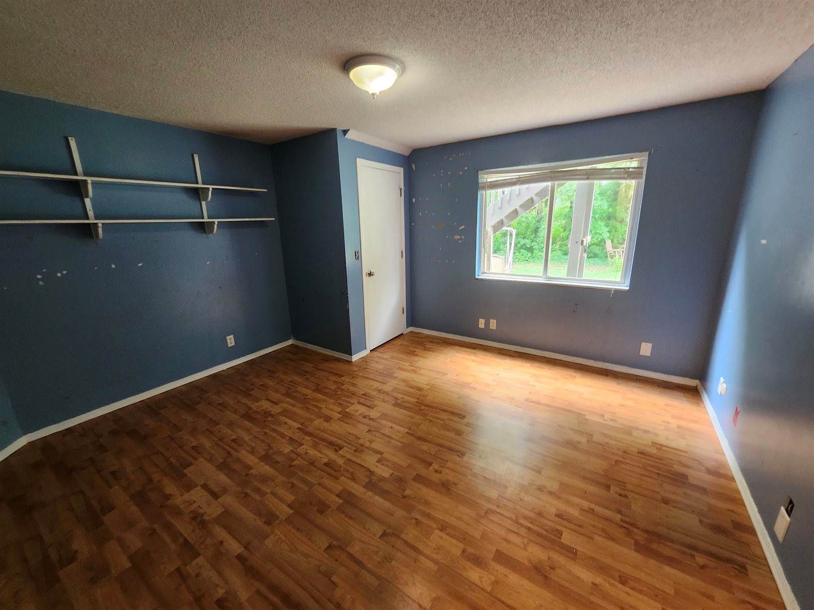 2211 South Glenhurst Ct, Andover, KS 67002