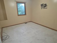2211 South Glenhurst Ct, Andover, KS 67002