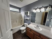 2211 South Glenhurst Ct, Andover, KS 67002