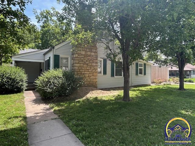 3017 SW 11th ST, Topeka, KS 66604