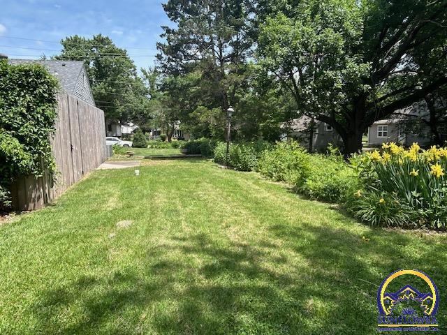 3017 SW 11th ST, Topeka, KS 66604