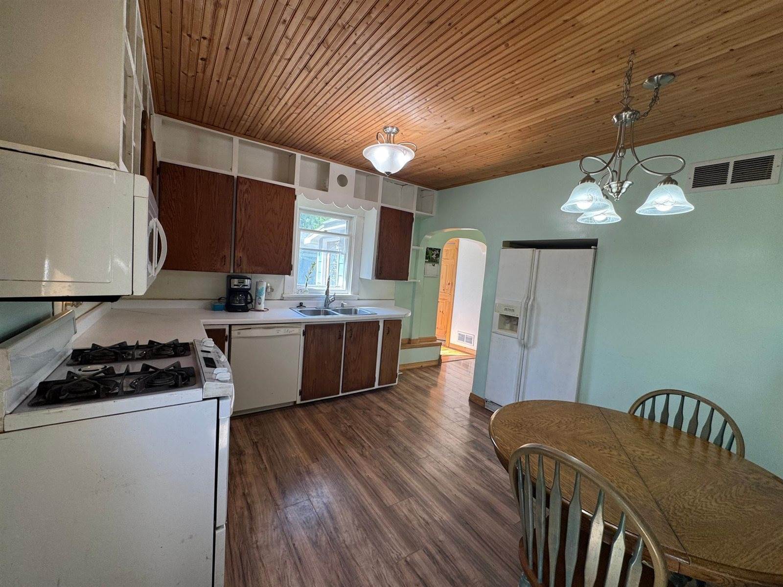 3939 Maple Street, Kettle River, MN 55757