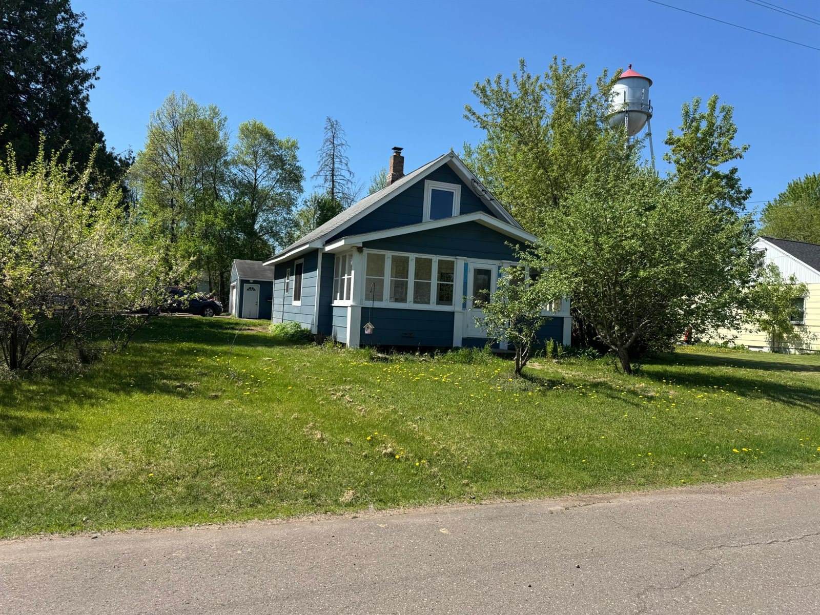 3939 Maple Street, Kettle River, MN 55757
