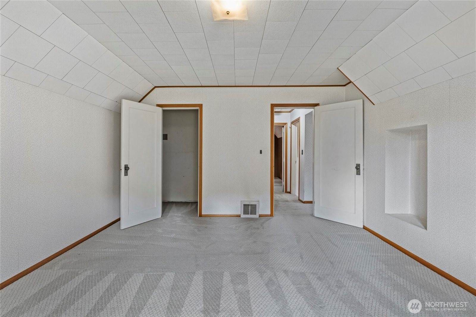 5705 State Route 9, Sedro Woolley, WA 98284