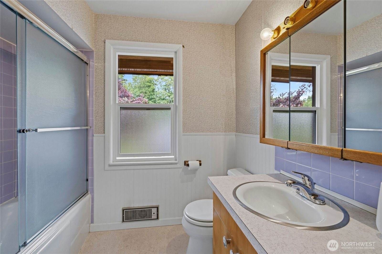 5705 State Route 9, Sedro Woolley, WA 98284