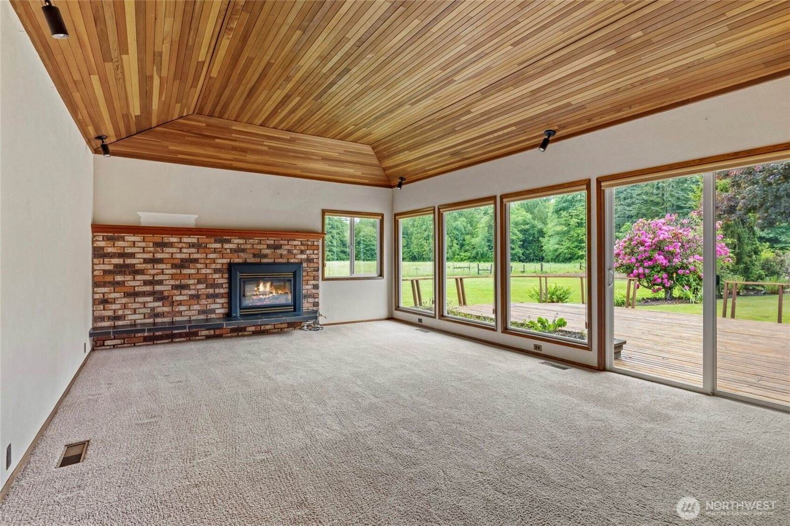 5705 State Route 9, Sedro Woolley, WA 98284