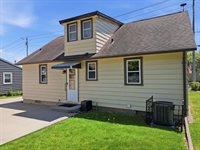 311 W Ives Street, Marshfield, WI 54449