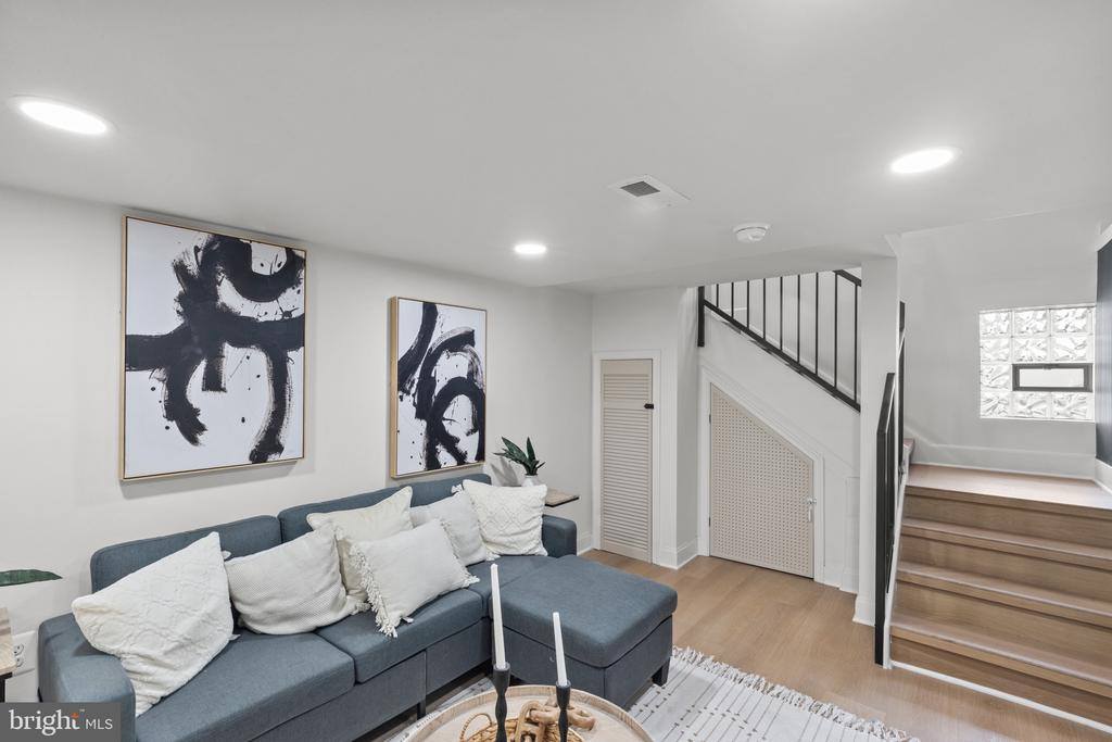 124 Mount Street, Baltimore, MD 21223