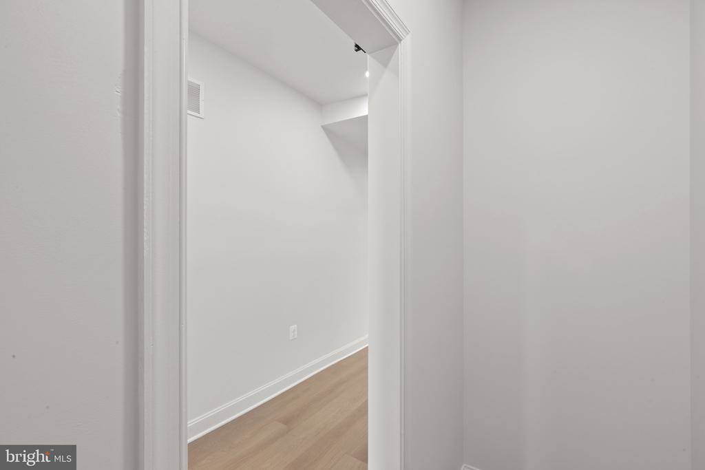 124 Mount Street, Baltimore, MD 21223