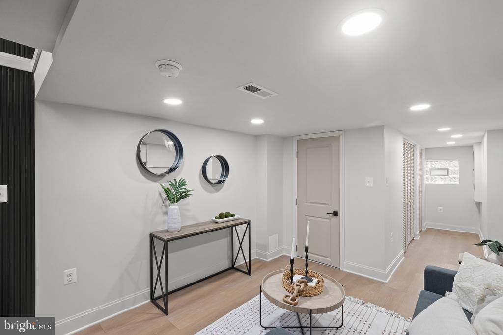 124 Mount Street, Baltimore, MD 21223