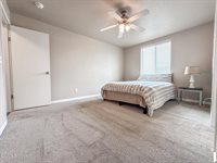 1613 Deerfield Road SE, Mandan, ND 58554
