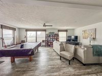 1613 Deerfield Road SE, Mandan, ND 58554