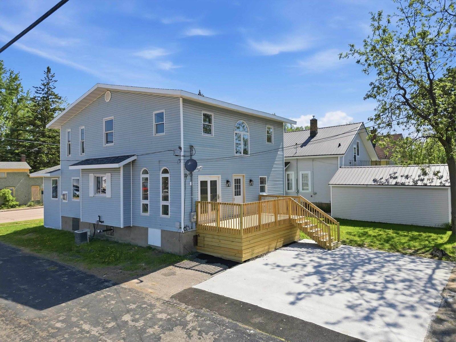 208 E 4th Street, Marshfield, WI 54449