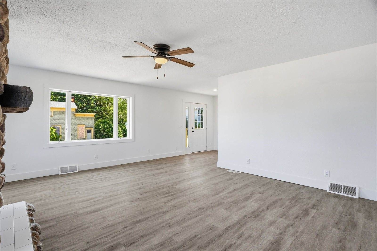 208 E 4th Street, Marshfield, WI 54449