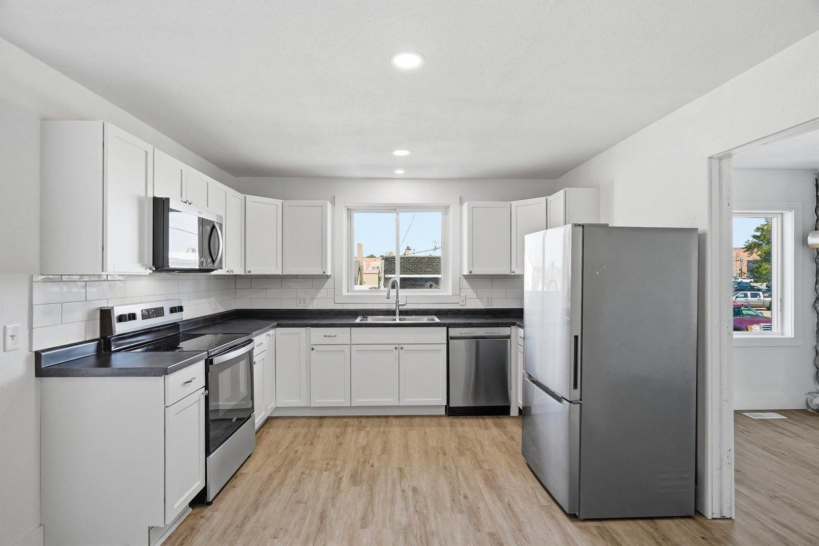 208 E 4th Street, Marshfield, WI 54449