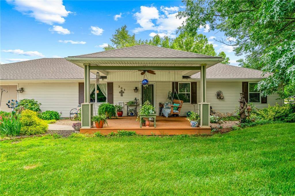 303 West Maple Street, Archie, MO 64725