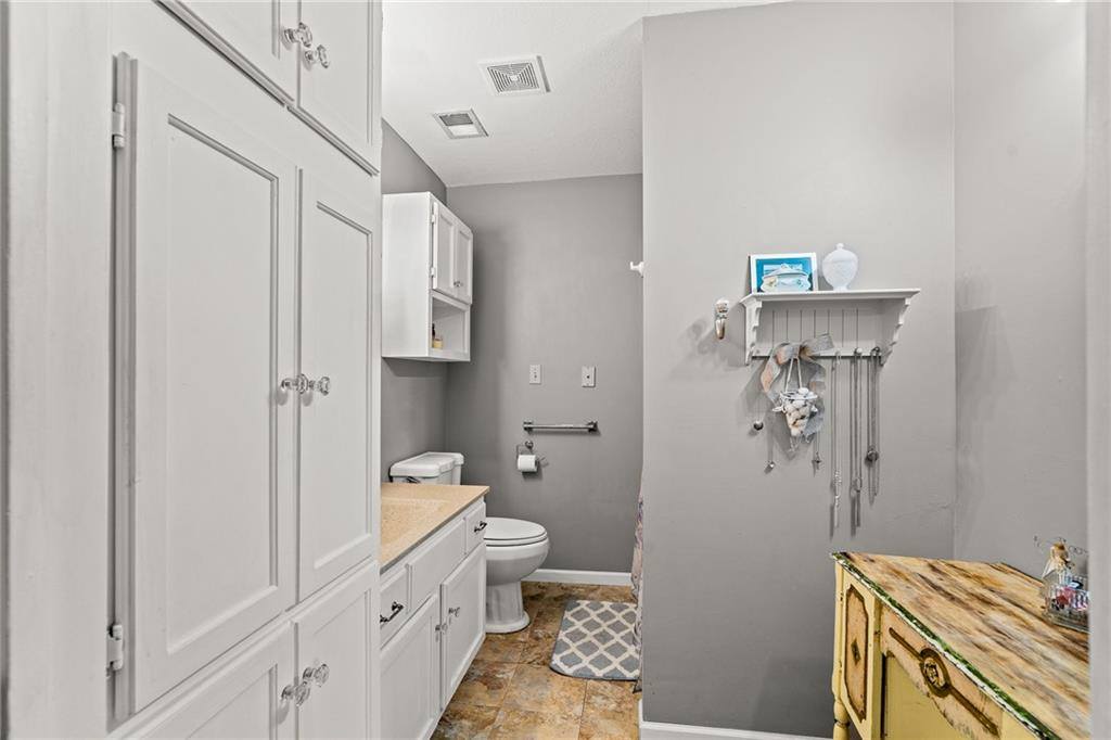 303 West Maple Street, Archie, MO 64725