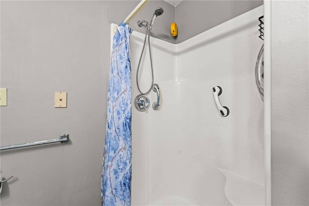 303 West Maple Street, Archie, MO 64725