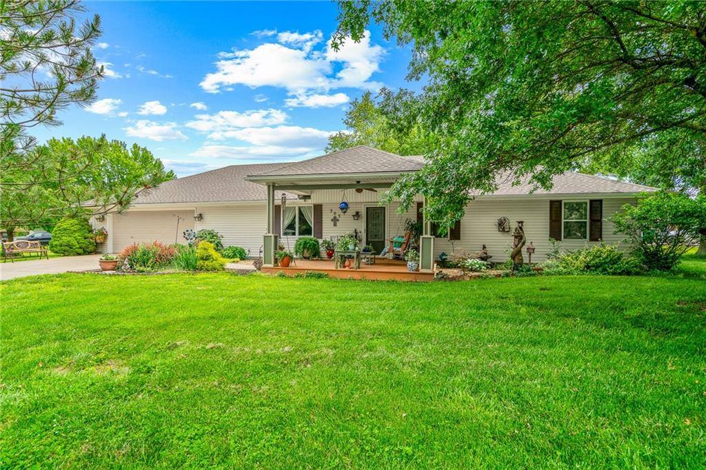 303 West Maple Street, Archie, MO 64725
