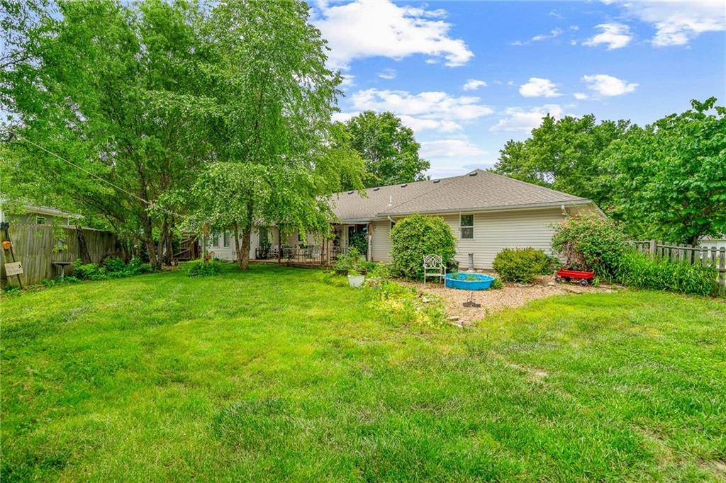 303 West Maple Street, Archie, MO 64725