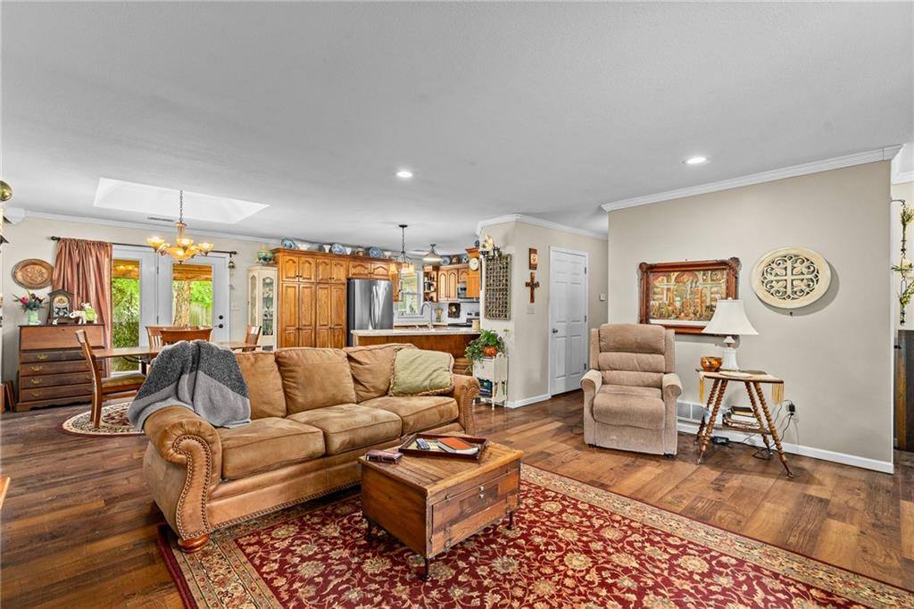 303 West Maple Street, Archie, MO 64725
