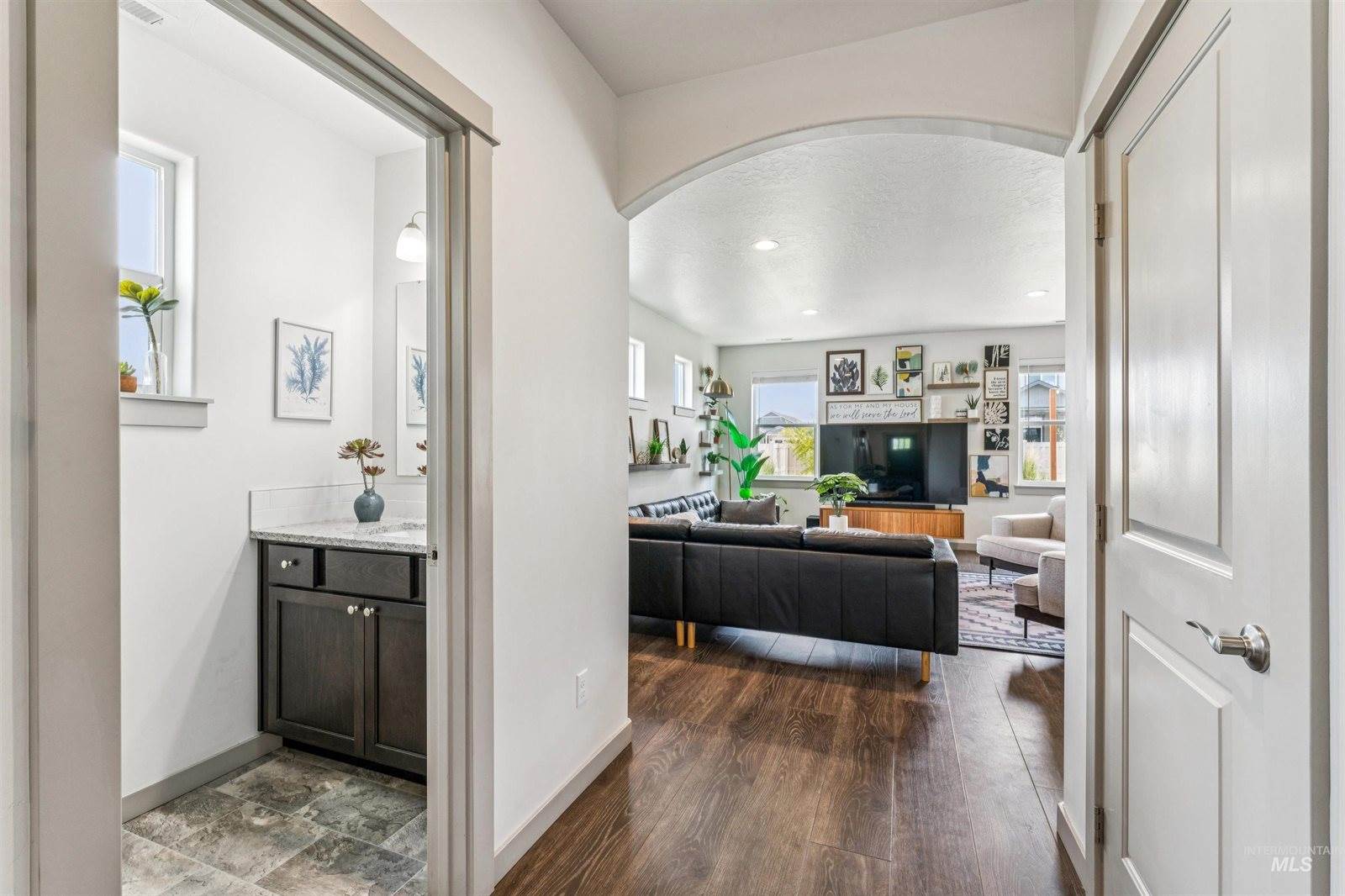 4694 N Patimos Ave, Meridian, ID 83646