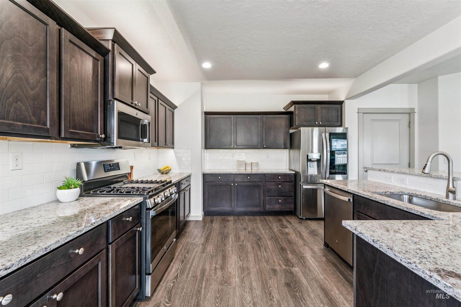 4694 N Patimos Ave, Meridian, ID 83646