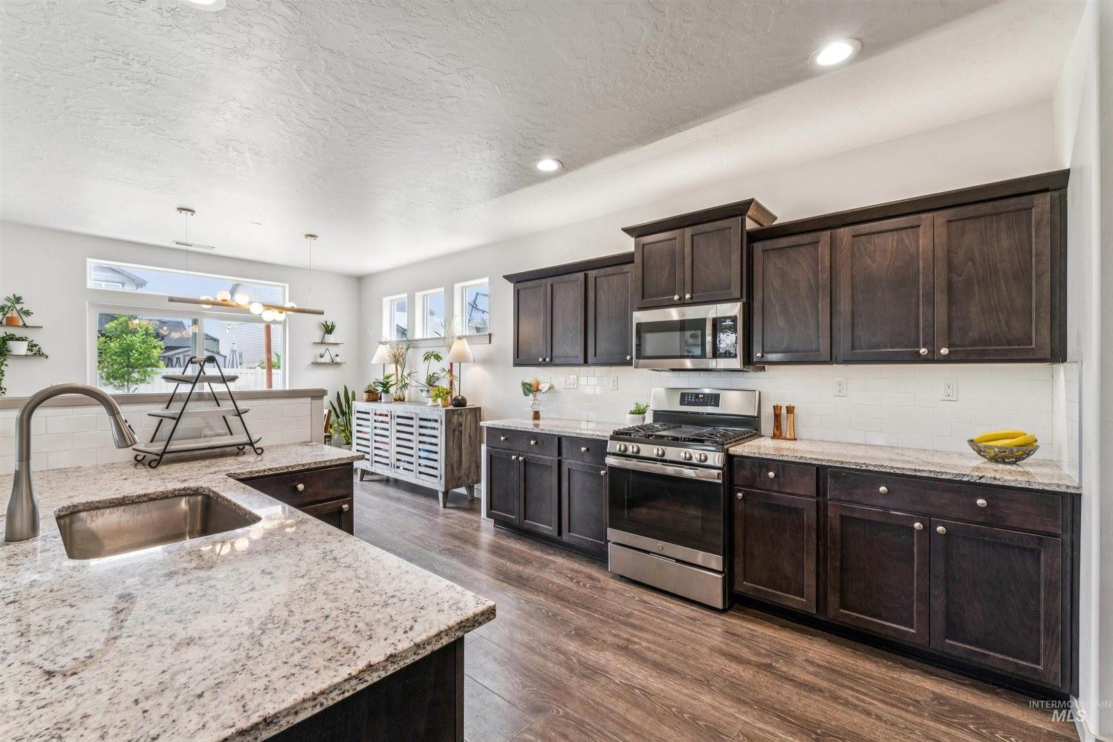 4694 N Patimos Ave, Meridian, ID 83646