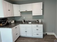 3125 SW Fillmore ST, Topeka, KS 66611